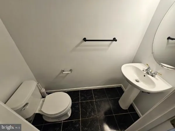 $2,850 | 1608 Beacon Hill Drive, Sicklerville, NJ 08081