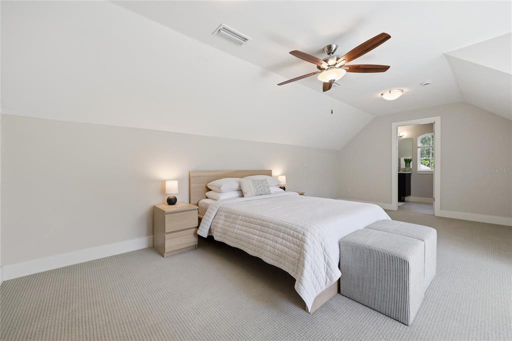 10428 Southwest 41st Avenue Gainesville, FL 32608 - Photo 37 of 58