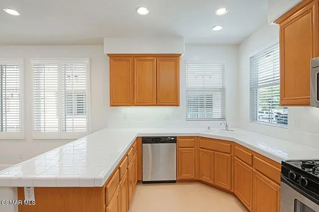 $4,200 | 4799 Via Altamira, Newbury Park, CA 91320