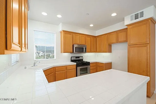 $4,200 | 4799 Via Altamira, Newbury Park, CA 91320