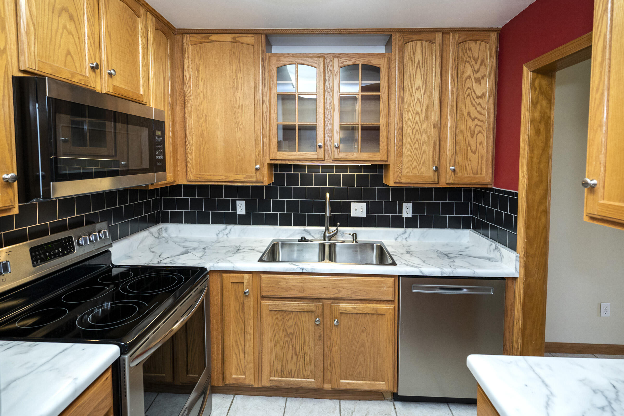 11937 West Appleton Avenue, Unit 14 Milwaukee, WI 53224 - Photo 21 of 64 KIT Task Area