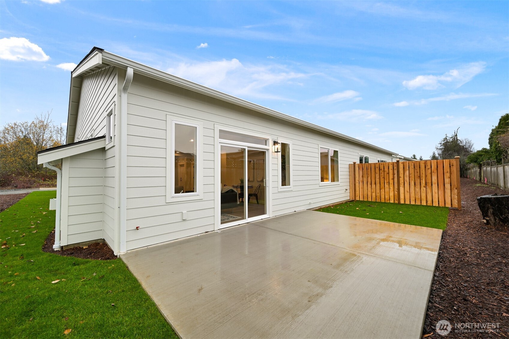 3993 Gentlebrook Lane, Unit 4 Bellingham, WA 98226 - Photo 25 of 27 a front view of a house with garden
