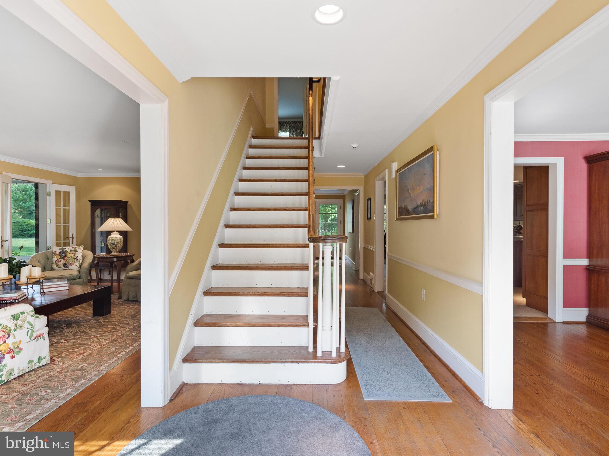 504 Scott Road Gladwyne, PA 19035 - Photo 4 of 33 Center Hall