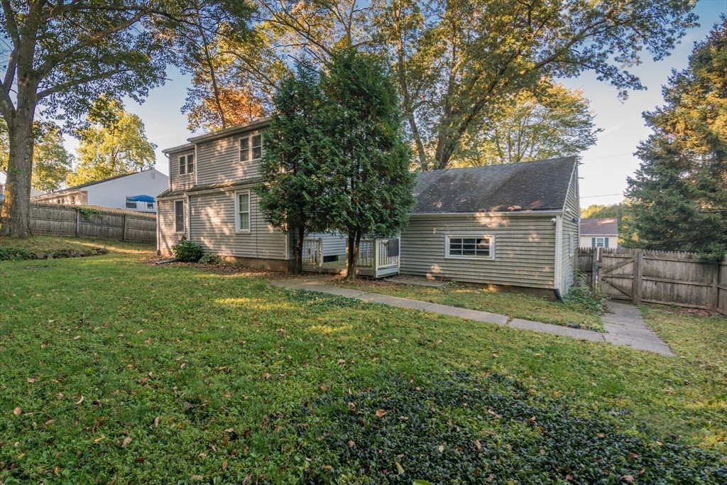 95 Benz Street Springfield, MA 01118 - Photo 21 of 23 Gallery Image 21