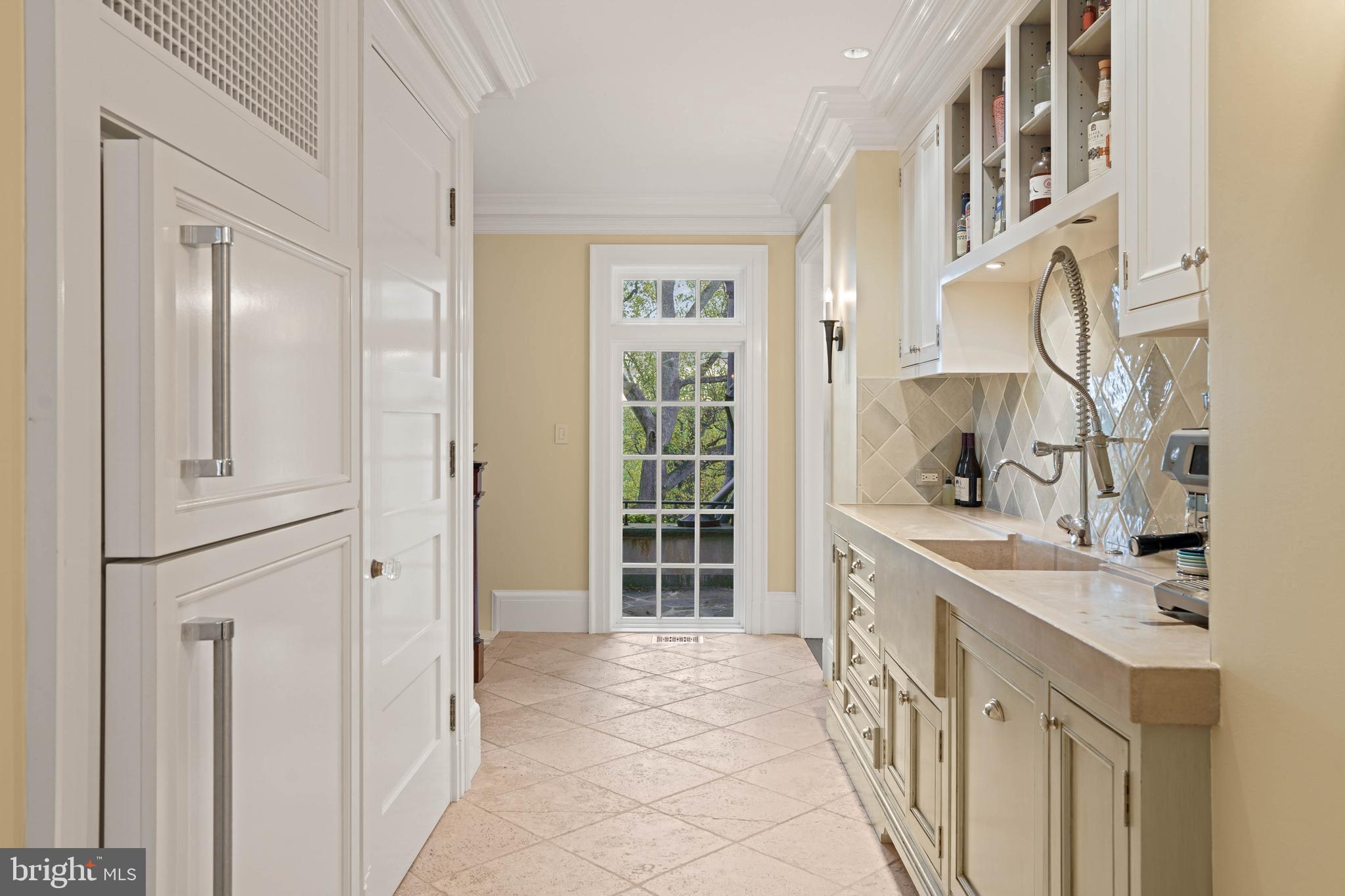 7506 LHirondelle Club Road Towson, MD 21204 - Photo 37 of 56