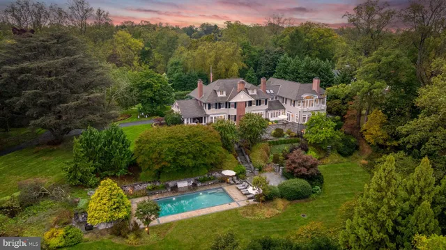 $4,850,000 | 7506 LHirondelle Club Road, Towson, MD 21204