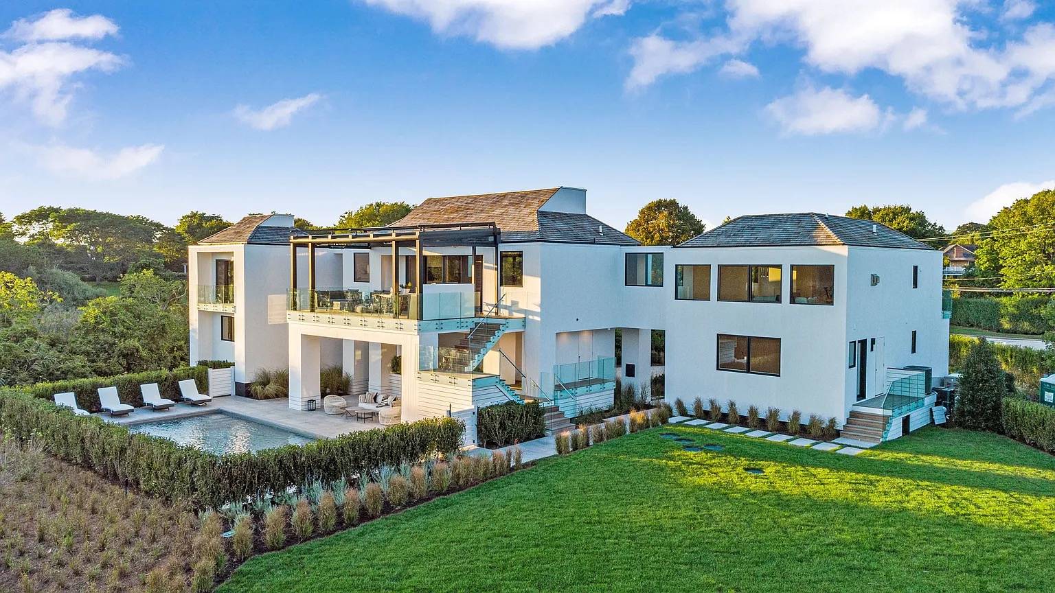 1076 Ocean Road Bridgehampton, NY 11932 - Photo 24 of 26