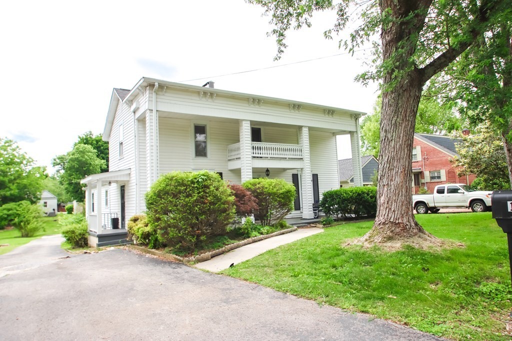 112 North Church Street Sparta, TN 38583 - Photo 2 of 25