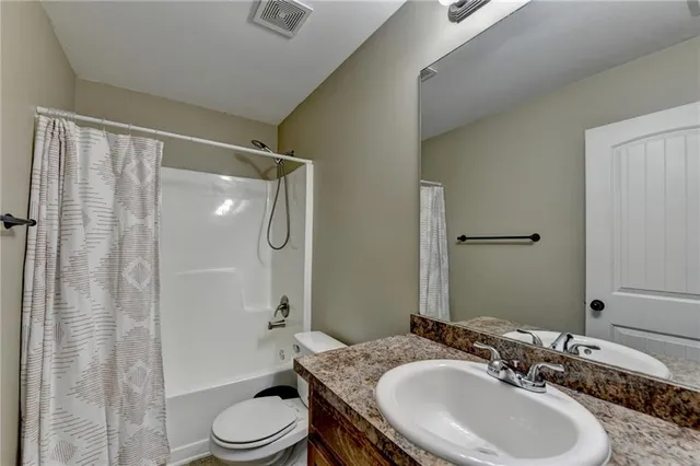 $375,000 | 5604 Divine Lane, Clermont, GA 30527