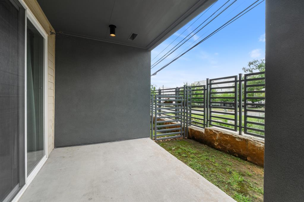 4801 Springdale Road, Unit 2010 Austin, TX 78723 - Photo 20 of 28 View of patio / terrace