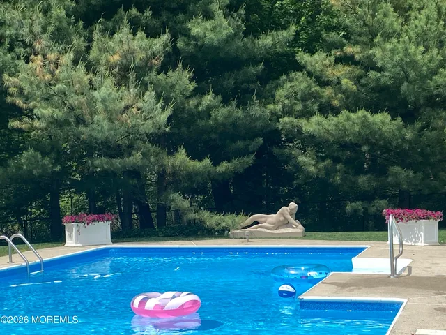 $1,899,000 | 116 Stavola Road, Middletown, NJ 07748