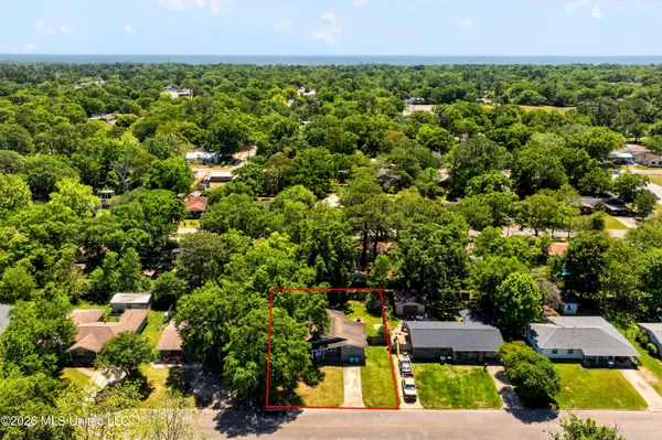 $130,000 | 2208 Kingsberry Avenue, Pascagoula, MS 39567