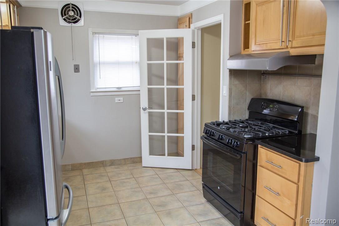 212 East Webster Road Royal Oak, MI 48073 - Photo 12 of 28 K91A8042.jpg