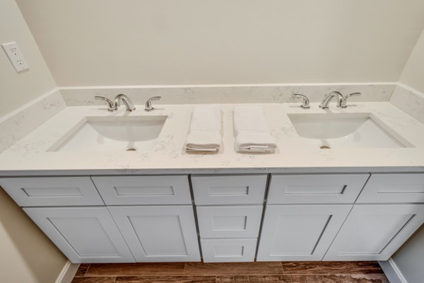 40 Hillcrest Road Medfield, MA 02052 - Photo 14 of 30 Gallery Image 14