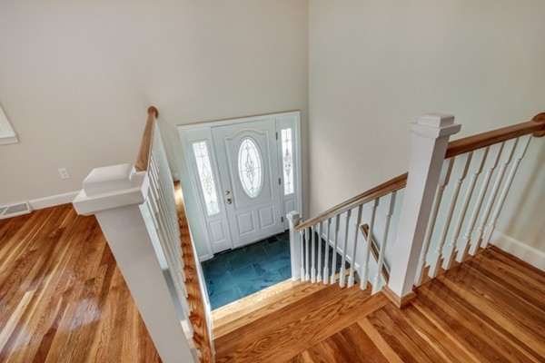 40 Hillcrest Road Medfield, MA 02052 - Photo 2 of 30 Gallery Image 2