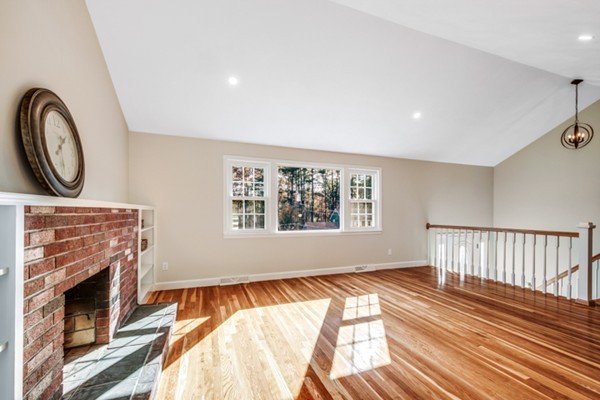40 Hillcrest Road Medfield, MA 02052 - Photo 7 of 30 Gallery Image 7