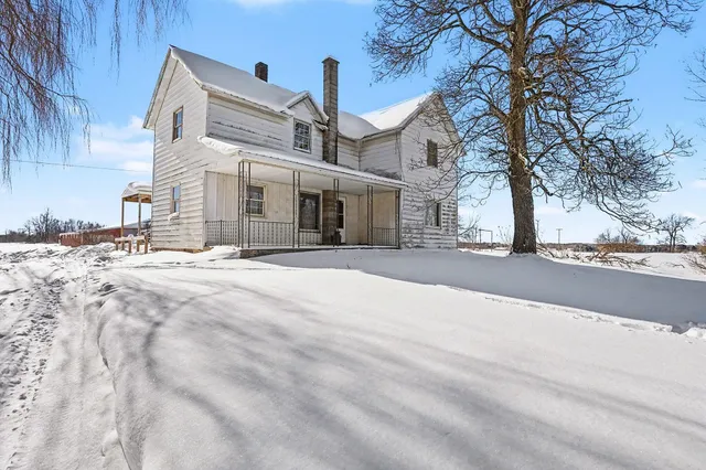 $850,000 | 6056 West 16th Street, Fremont, MI 49412