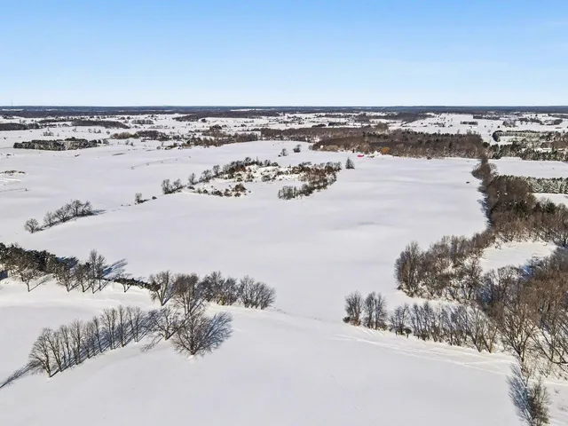 $850,000 | 6056 West 16th Street, Fremont, MI 49412