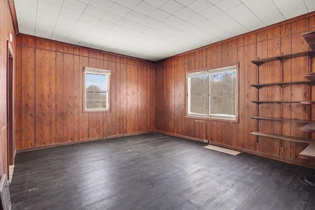 $850,000 | 6056 West 16th Street, Fremont, MI 49412