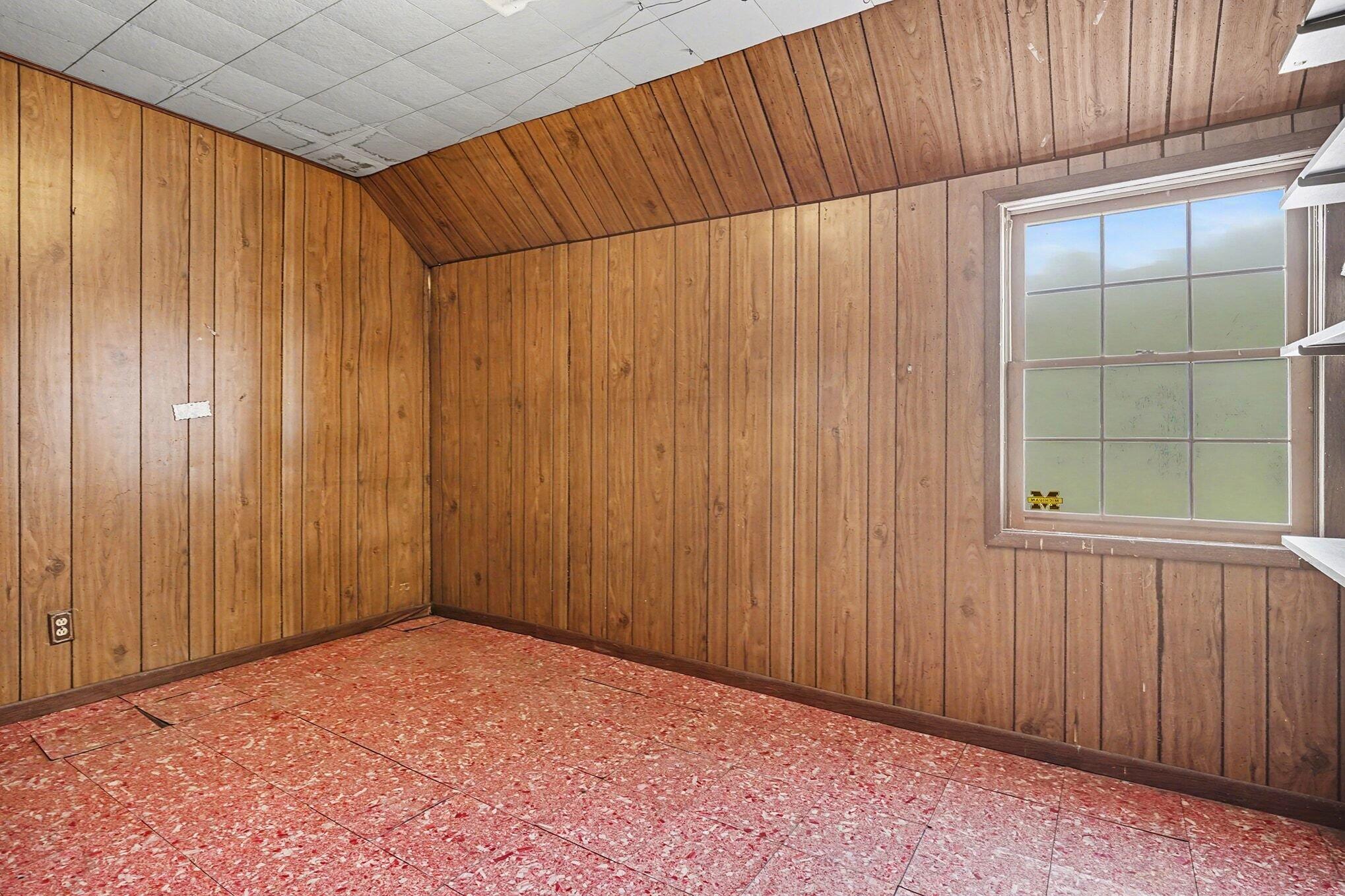 6056 West 16th Street Fremont, MI 49412 - Photo 24 of 30 010_file_1067