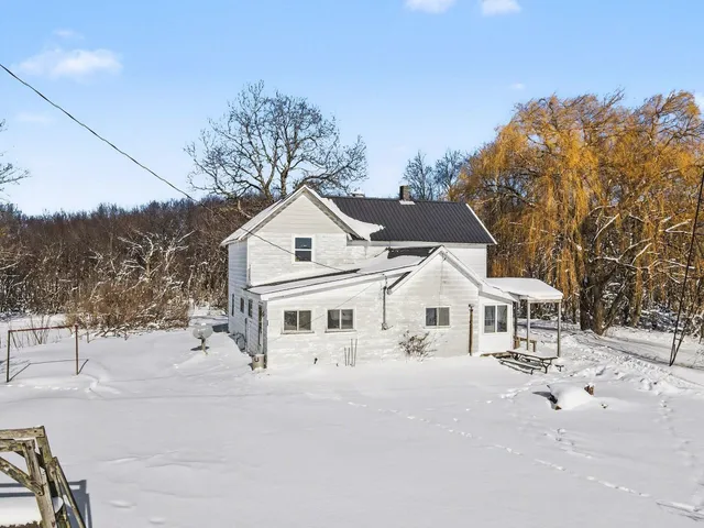 $850,000 | 6056 West 16th Street, Fremont, MI 49412