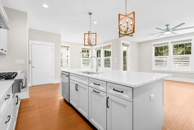 $3,800 | 1821 Mead Lane, Johns Island, SC 29455