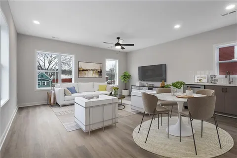 $499,900 | 4521 Forest Avenue, Kansas City, MO 64110