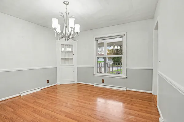 $350,000 | 3426 Meadowcroft Avenue, Kalamazoo, MI 49004