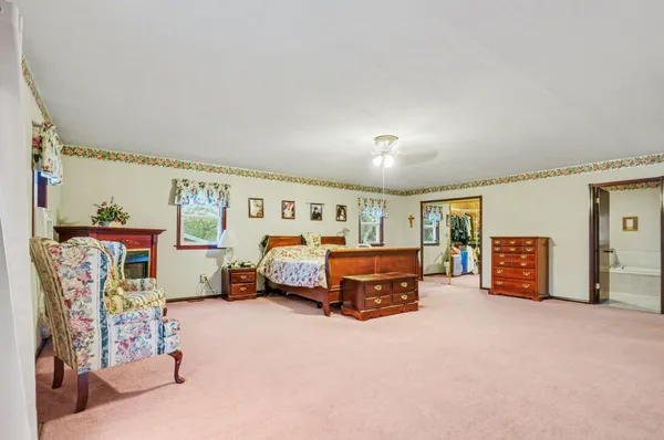 $350,000 | 3426 Meadowcroft Avenue, Kalamazoo, MI 49004