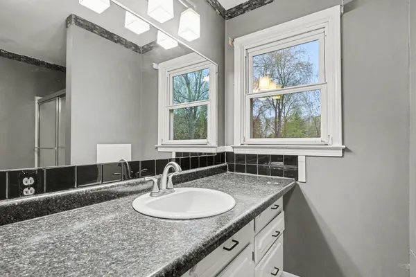 $350,000 | 3426 Meadowcroft Avenue, Kalamazoo, MI 49004