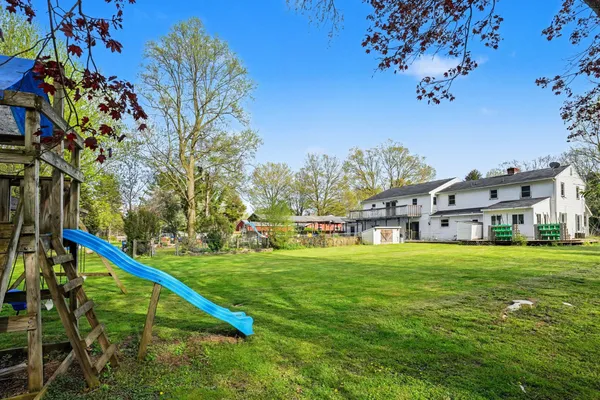 $350,000 | 3426 Meadowcroft Avenue, Kalamazoo, MI 49004