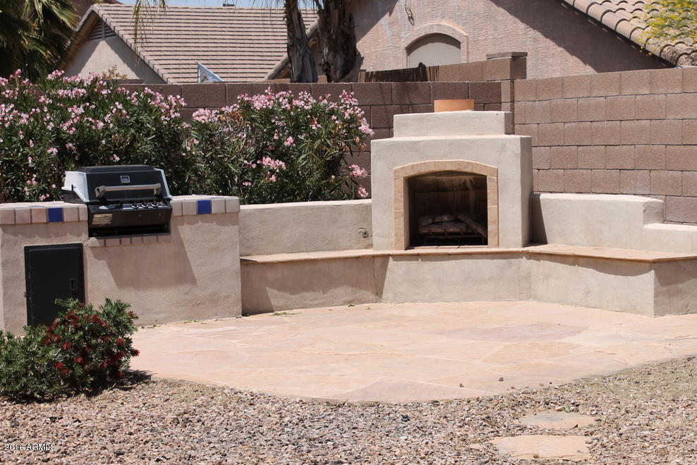 3872 East Simpson Road Gilbert, AZ 85297 - Photo 21 of 32 Fireplace & BBQ