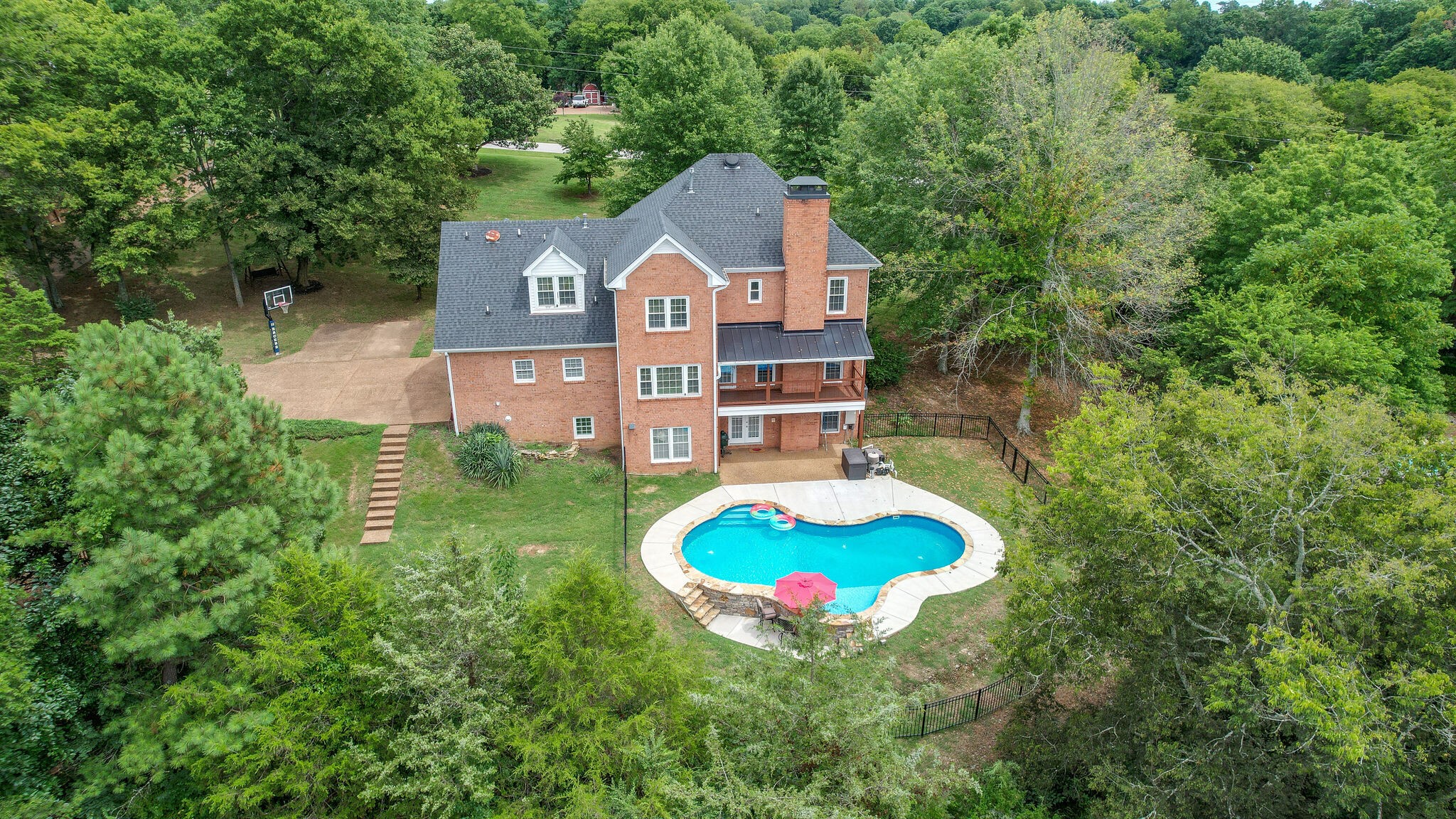 211 Hillside Drive Franklin, TN 37067 - Photo 42 of 43 a aerial view of a house