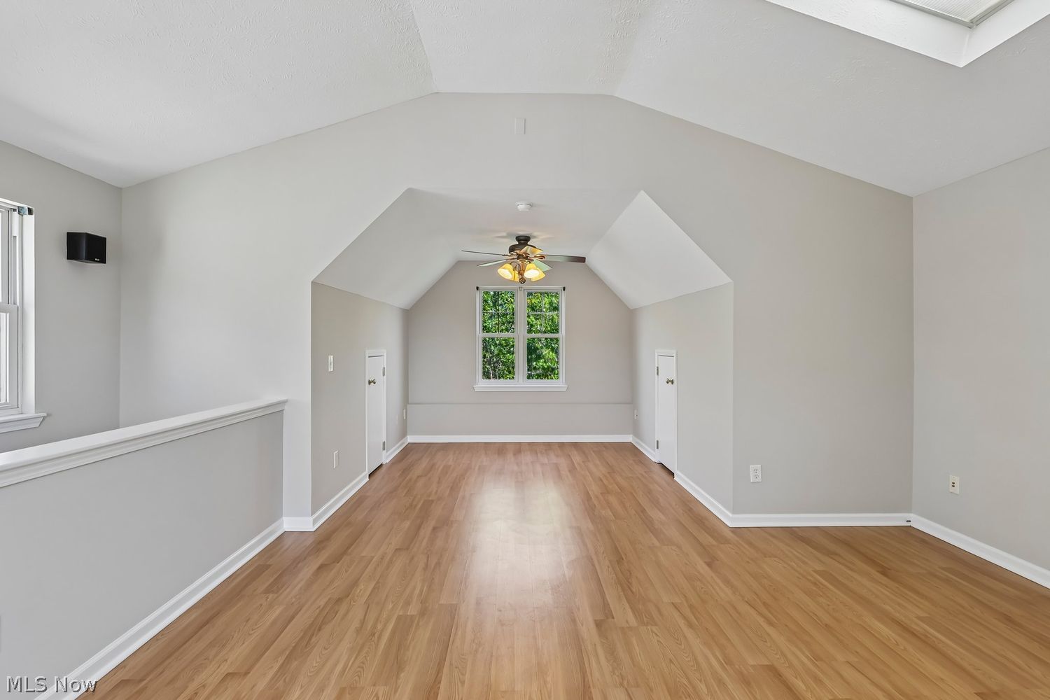 615 Literary Road Cleveland, OH 44113 - Photo 23 of 40