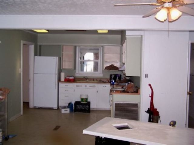 9808 North Colfax Road Spokane, WA 99218 - Photo 3 of 4 Gallery Image 3