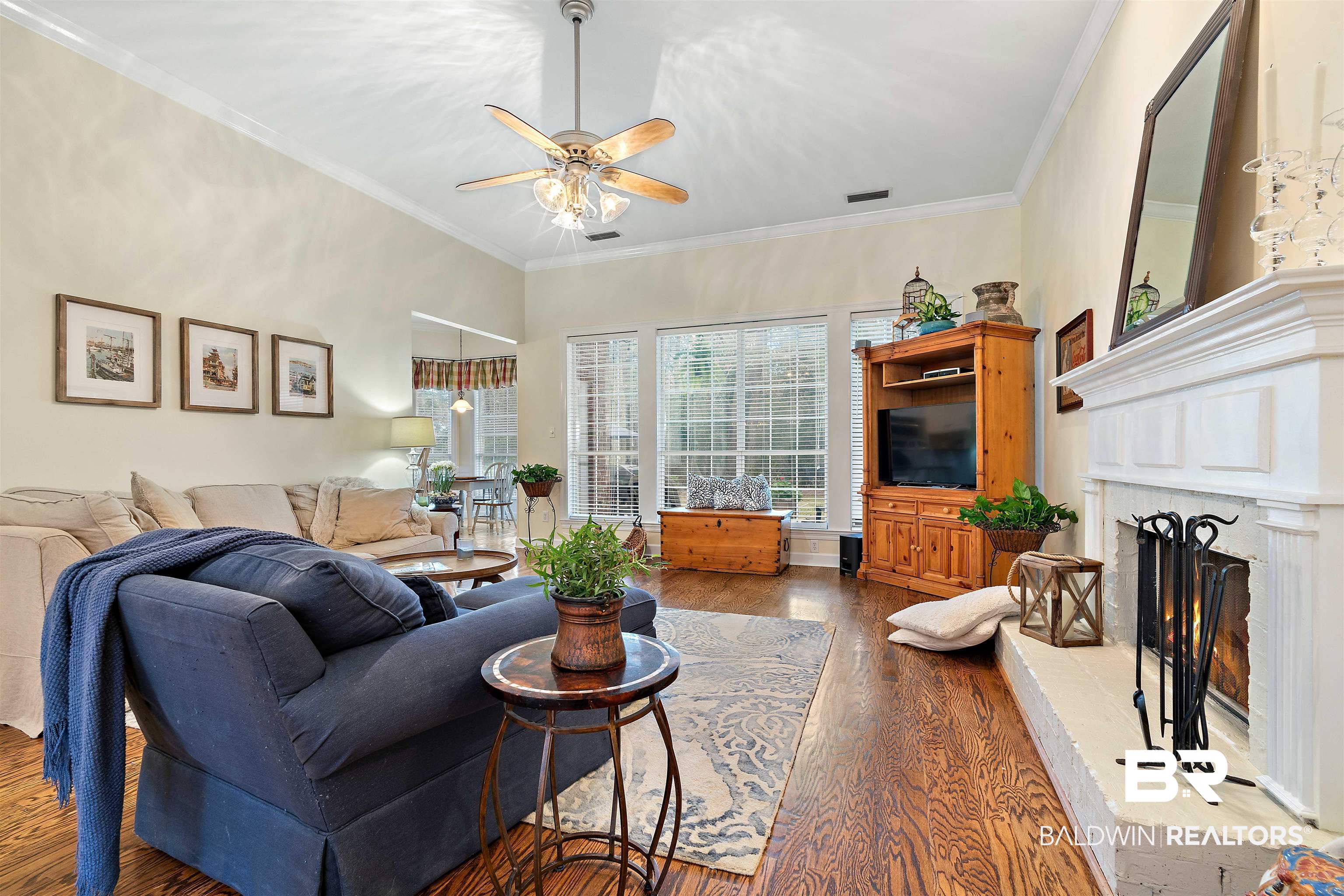 30355 Crepe Myrtle Court Daphne, AL 36527 - Photo 6 of 33 Beautiful and Light