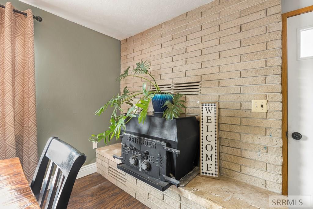 3242 East Lincoln Road Idaho Falls, ID 83401 - Photo 19 of 47 Dining