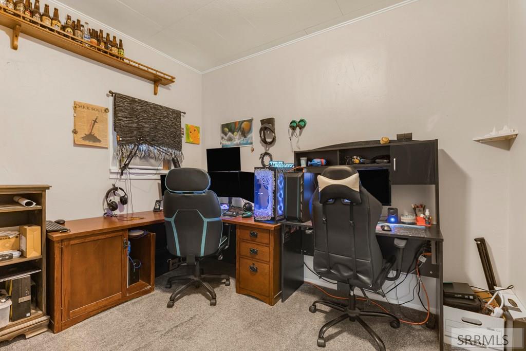 3242 East Lincoln Road Idaho Falls, ID 83401 - Photo 21 of 47 Bedroom 1