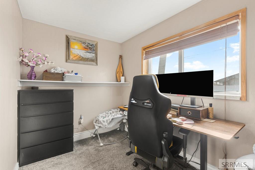 3242 East Lincoln Road Idaho Falls, ID 83401 - Photo 27 of 47 Bedroom 3