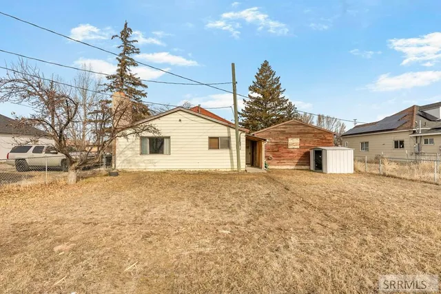 $329,000 | 3242 East Lincoln Road, Idaho Falls, ID 83401