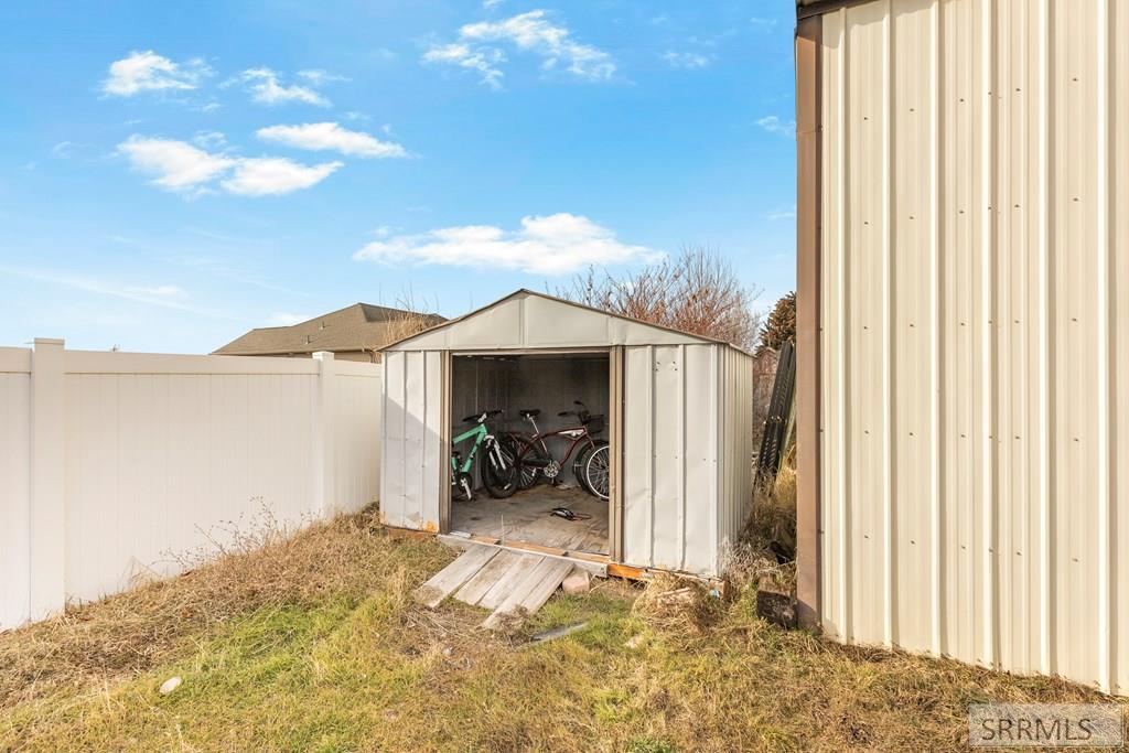 3242 East Lincoln Road Idaho Falls, ID 83401 - Photo 47 of 47 Shed