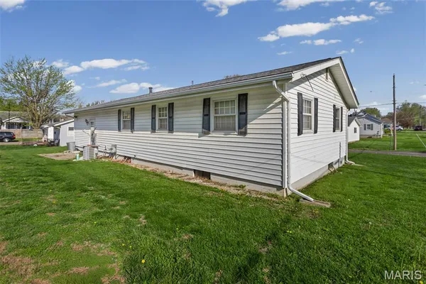 $152,000 | 400 Easton Avenue, Jerseyville, IL 62052