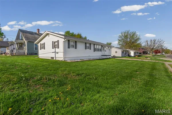 $152,000 | 400 Easton Avenue, Jerseyville, IL 62052