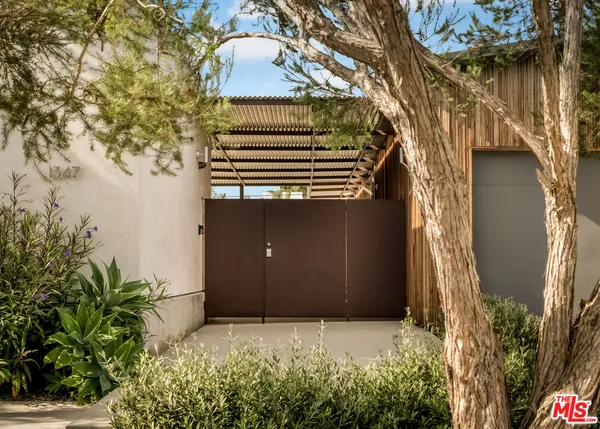 $9,600,000 | 1347 Palms Boulevard, Venice, CA 90291