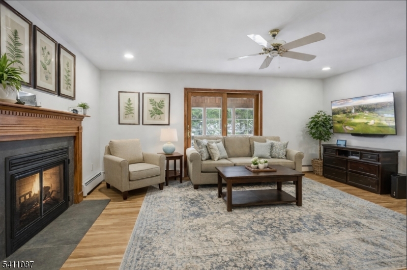 8 Kelly Drive Succasunna, NJ 07876 - Photo 18 of 42