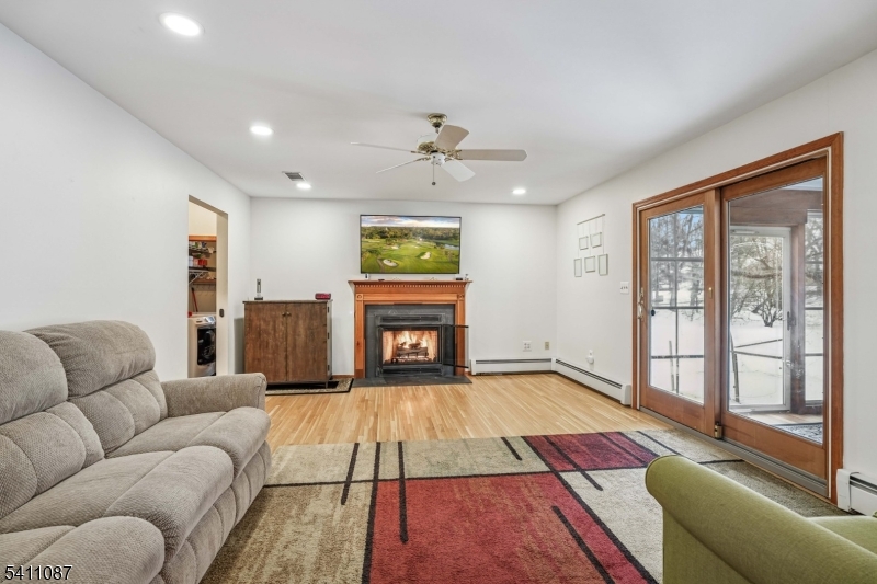 8 Kelly Drive Succasunna, NJ 07876 - Photo 19 of 42