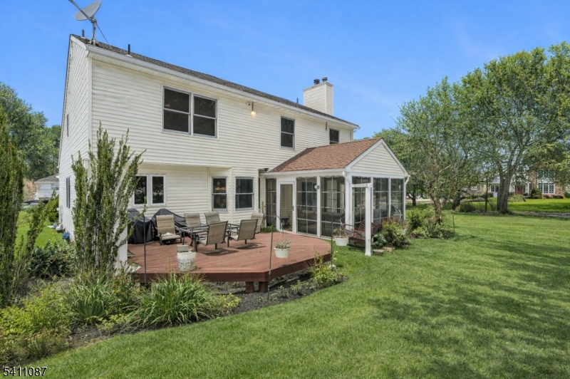 8 Kelly Drive Succasunna, NJ 07876 - Photo 5 of 42