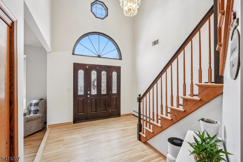 8 Kelly Drive Succasunna, NJ 07876 - Photo 7 of 42