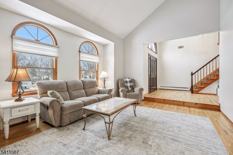 8 Kelly Drive Succasunna, NJ 07876 - Photo 9 of 42