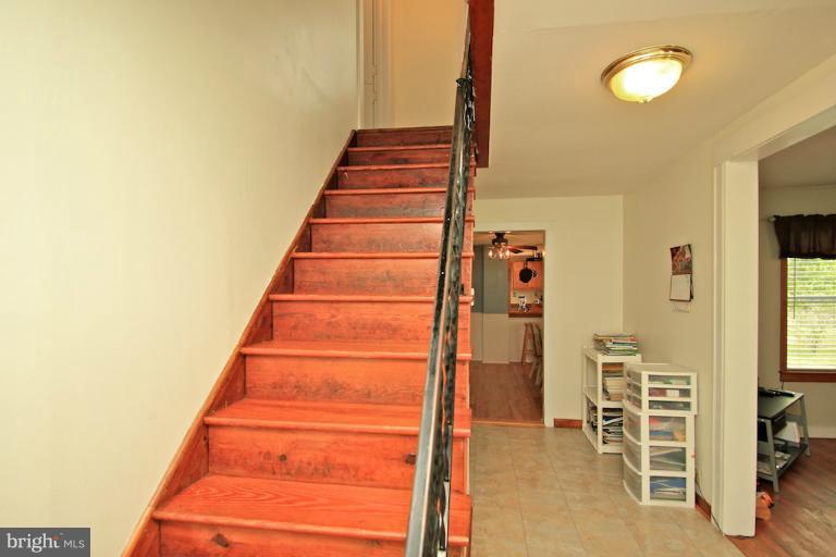 19628 Anderson Mill Road Beaverdam, VA 23015 - Photo 15 of 29 a view of entryway and hall
